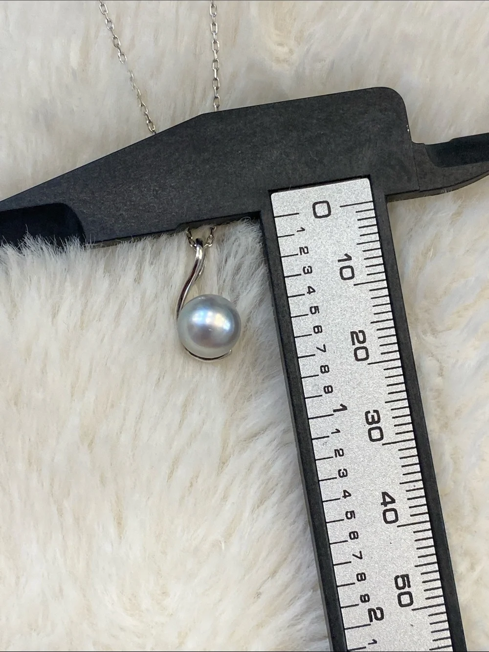Gray Pearl Pendant - Picture 6 of 6